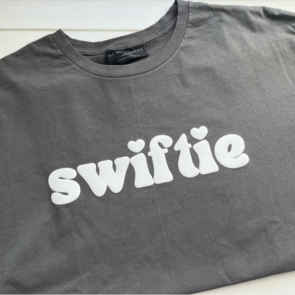 taylor swift tee